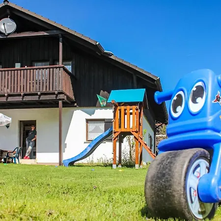 Beautiful In With 2 Bedrooms And Wifi Thalfang